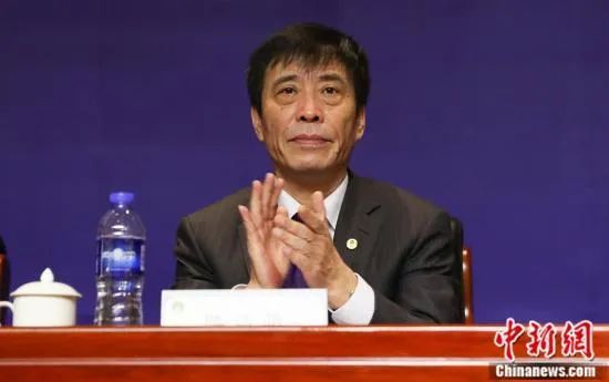 被窝里的公息